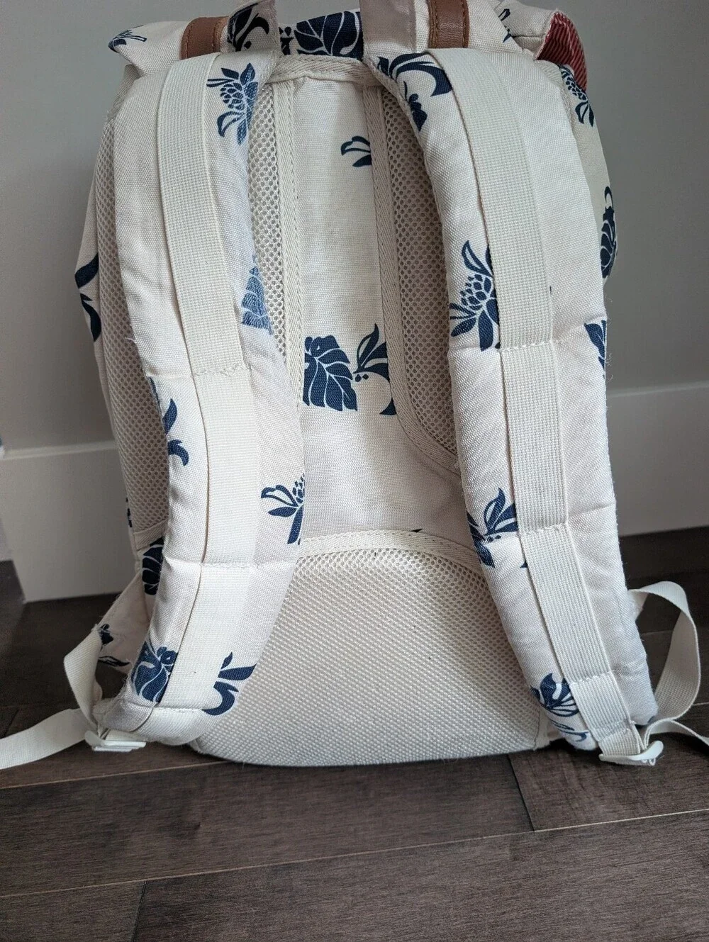 Herschel - Little America - Tropical Flora 30L - Picture 5 of 8
